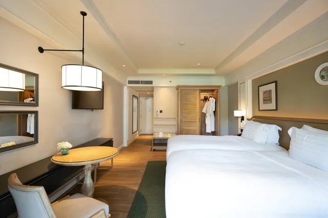 غرفة بسريرين منفصلين بشرفة، Dusit Thani Hua Hin 1/4