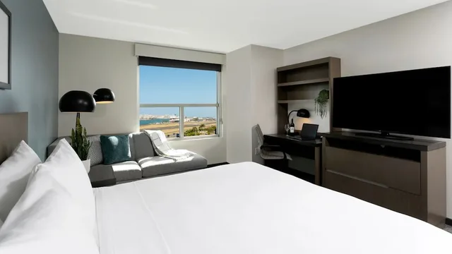 جناح بسرير كينج بغرفة نوم واحدة مع أريكة، Hyatt House San Juan 1/7
