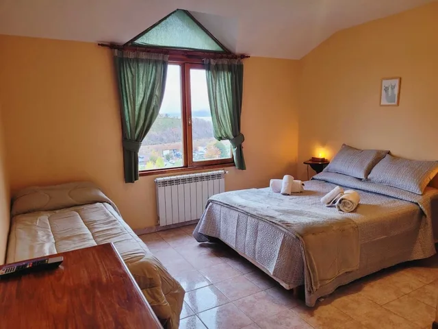Mixed Dorm, Basic, Triple, 1 Double and 1 Single Bed, City View, HOSTERIA BELLA VISTA 1/2