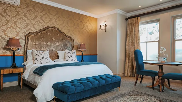 جناح فاخر بسريرين منفصلين، L Ermitage Franschhoek Chateau Villas 1/4