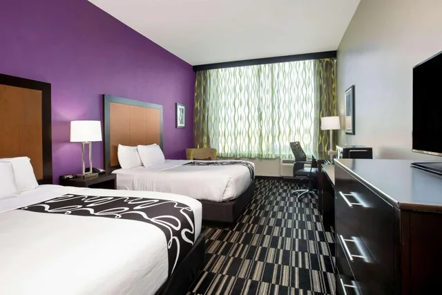 Room, Queen Bed, City View, Accessible, La Quinta Inn & Suites By Wyndham Cedar City 2/5