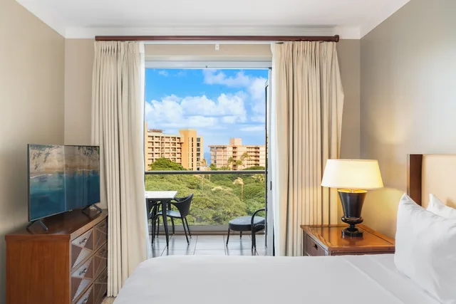 جناح بسريرين كينج بإطلالة على البحر بغرفتي نوم مع أريكة، OUTRIGGER Honua Kai Resort & Spa 4/10
