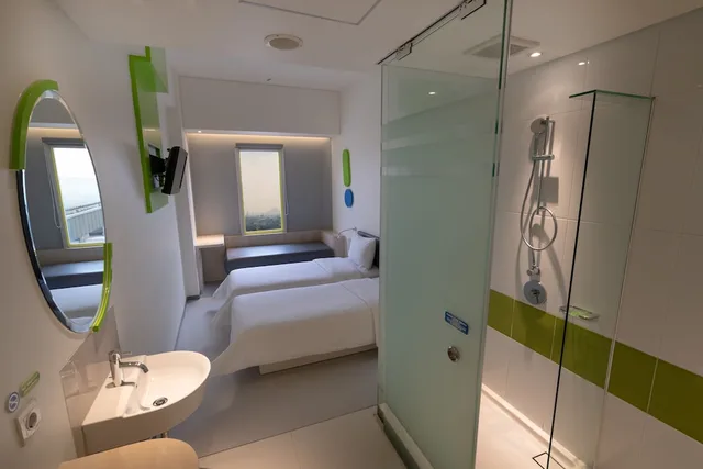 Pop، Pop Hotel Festival Citylink Bandung 8/10