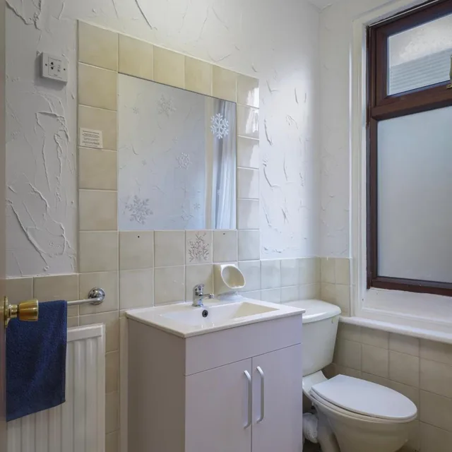 غرفة بسرير كينج، Royal Oakwell Hotel 10/10