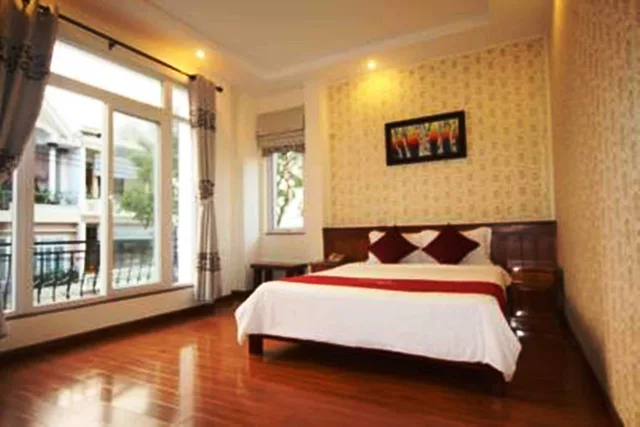 غرفة سوبيريور بسرير كينج، Omega Hotel 1/5