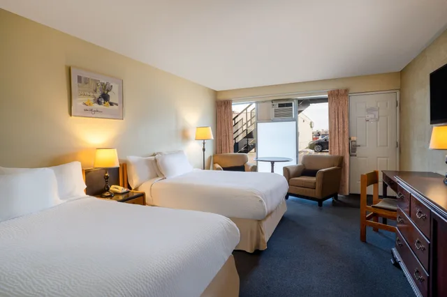 غرفة بسريرين مزدوجين، Thriftlodge by Wyndham Regina North 1/5