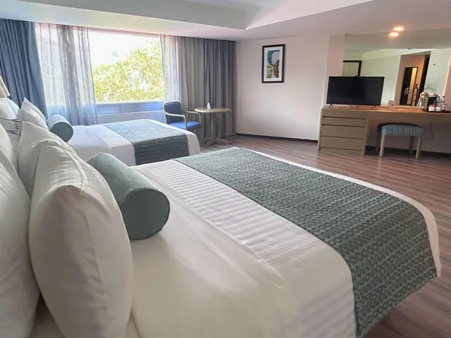 Suite, 2 Queen Beds, Executive Level، Grand Cantalagua Hotel Morelia, BW Signature Collection 2/6
