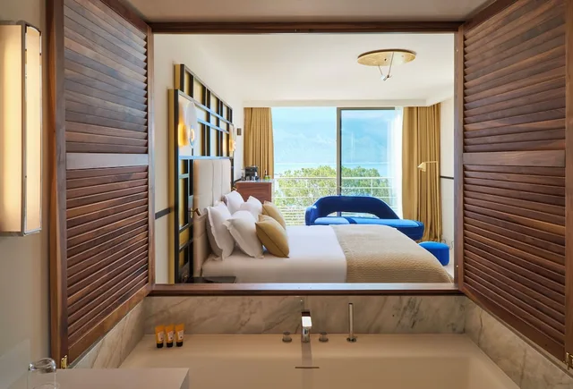 جناح بسريرين كينج بإطلالة على البحر، Hotel Les Roches Blanches 8/9