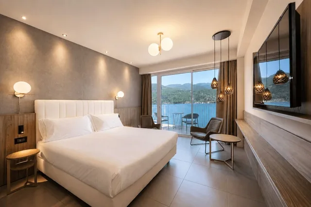 Junior Suite, Studio, Lake View، Park Hotel Casimiro Village 1/10