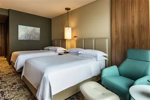 غرفة ديلوكس بسرير مزدوج أو سريرين منفصلين، Hilton Bogota 1/3