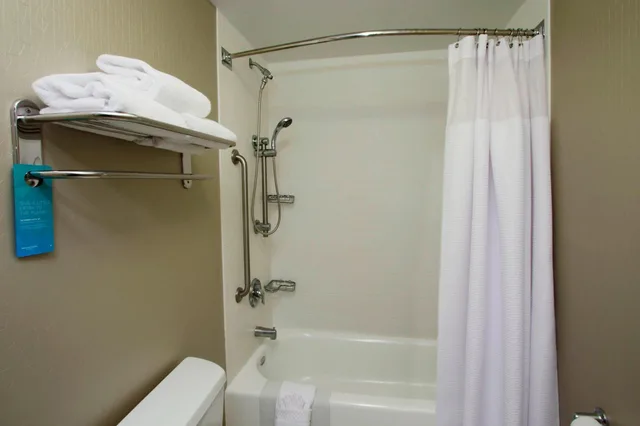 استوديو بسرير كوين، SpringHill Suites by Marriott Madera 3/4