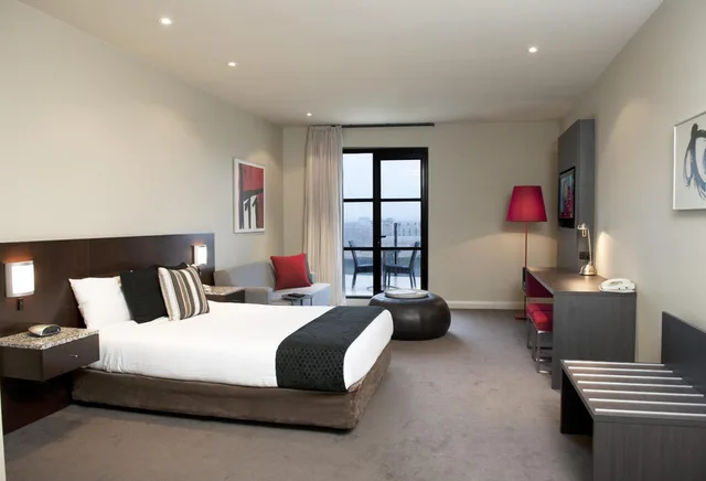 جناح استوديو، Mantra Hindmarsh Square 5/10