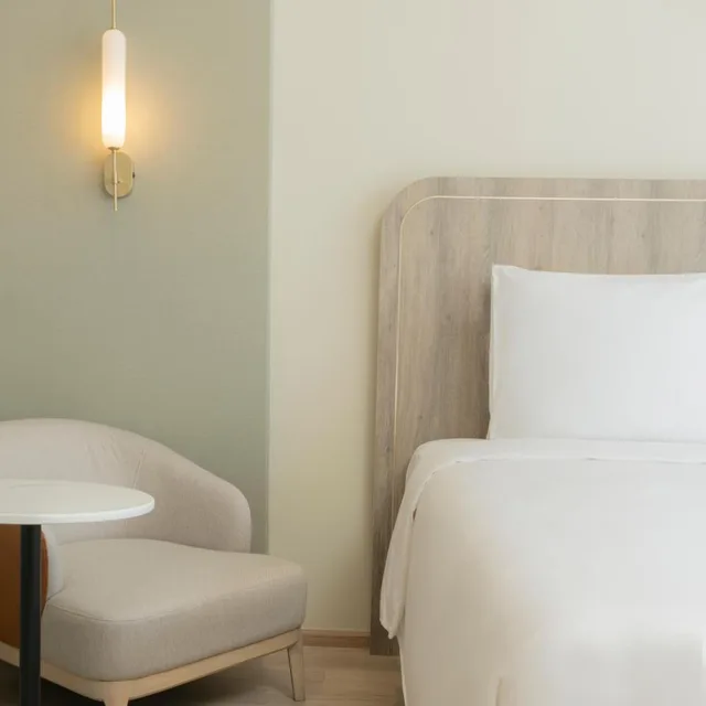 غرفة قياسية بسرير كينج لذوي الإعاقة، Staybridge Suites Bangkok Sukhumvit 7/7