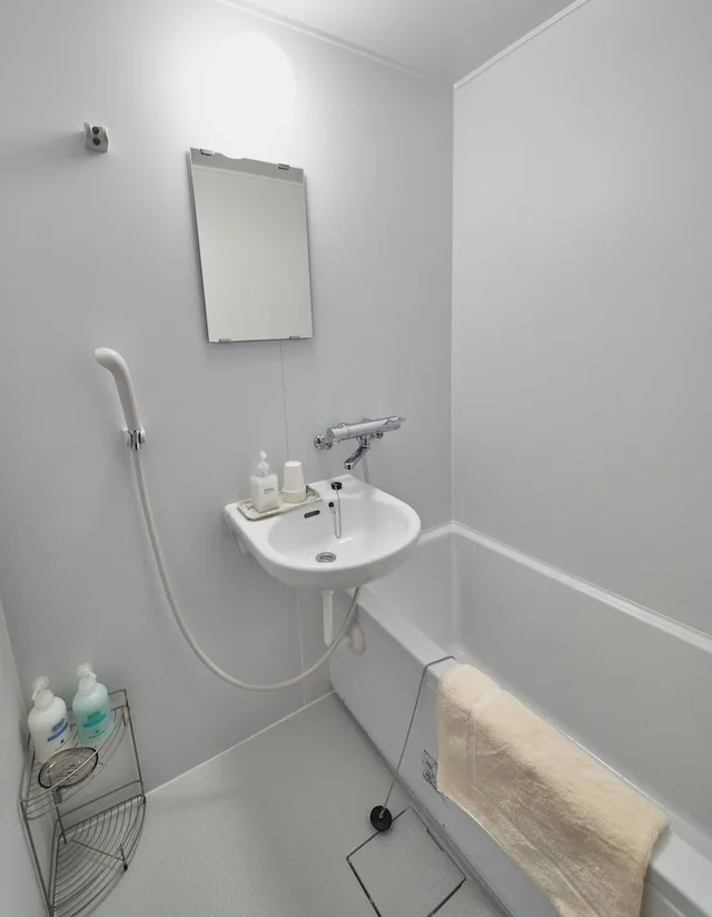 غرفة يابانية بفرشتي فوتون بأرضية تاتامي، Hifumi Ryokan 5/5