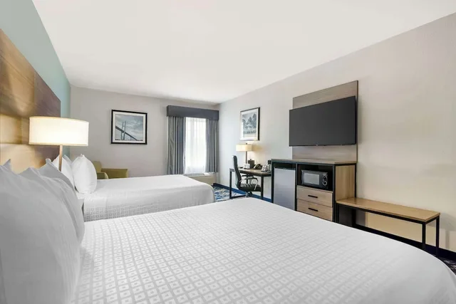 جناح بسريرين كوين لذوي الإعاقة، Best Western Savannah Airport Inn & Suites 1/7