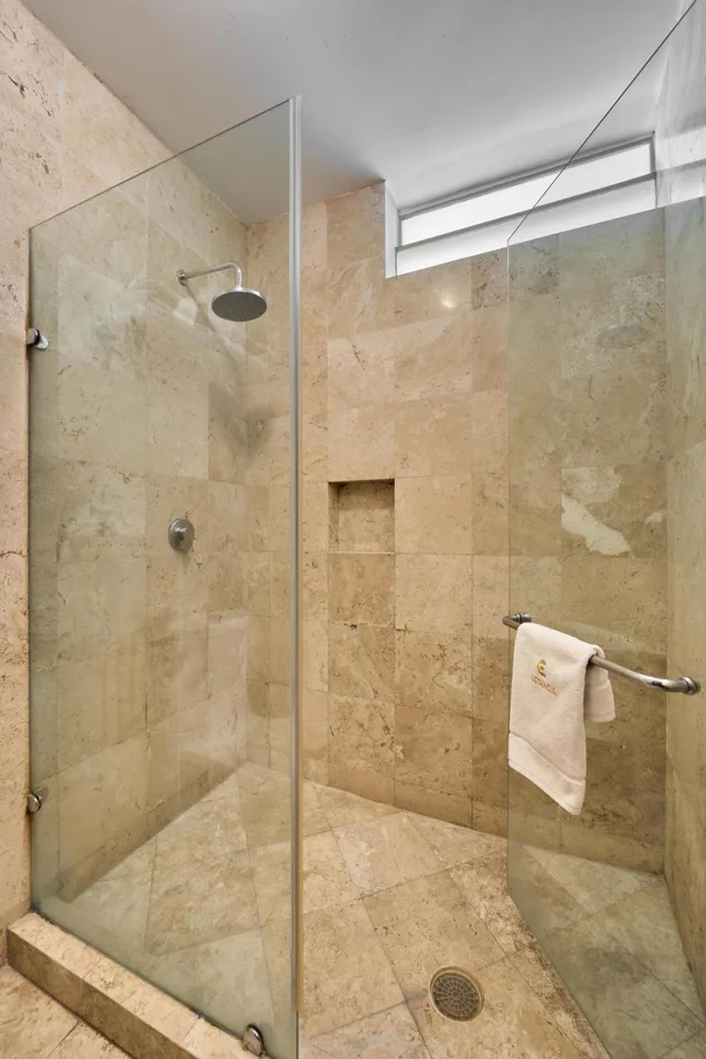 Deluxe, Double Bed, Hotel Estancia Business Class 9/10
