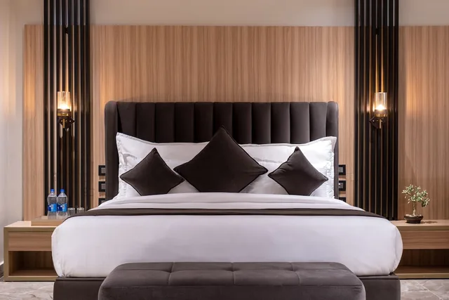 غرفة بريميوم بسرير مزدوج، Alpine Hotel and Villas 1/6