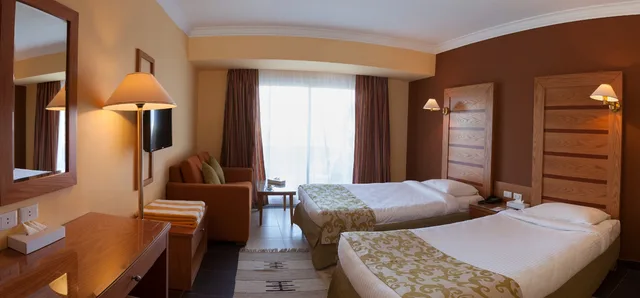 غرفة اقتصادية بسرير مزدوج، Golden Beach Resort 1/2