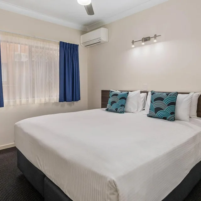 فيلا بسرير كينج بغرفة نوم واحدة، Quality Hotel Robertson Gardens 1/10