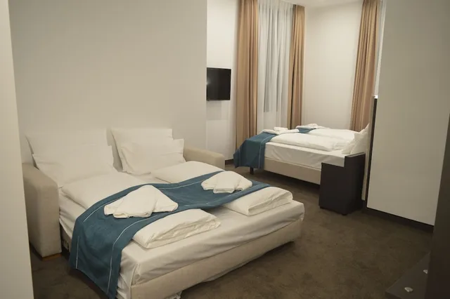 غرفة عائلية بسرير مزدوج وسرير فردي، Soaltee Westend Frankfurt Messe 1/2