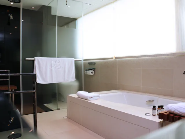 غرفة بريميير بسرير كينج، Hotel Eclat Taipei 2/2