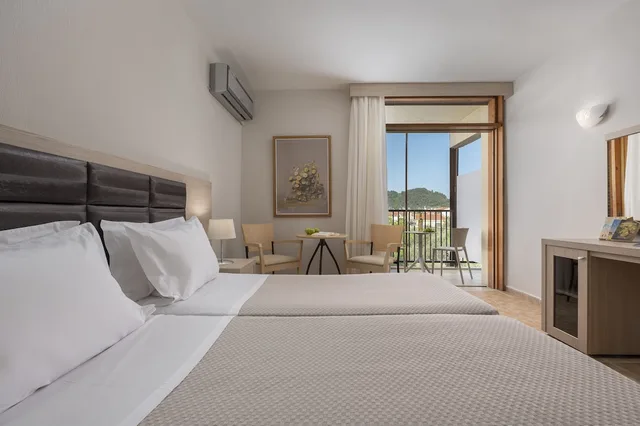 غرفة قياسية بسريرين منفصلين، Alkyon Hotel 2/6
