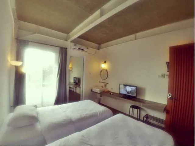 غرفة قياسية بسرير مزدوج أو سريرين منفصلين بإطلالة على المدينة، Hotel Bukit Juanda 1/1