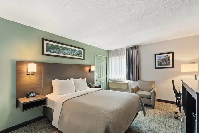 غرفة بسرير كوين لذوي الإعاقة، Quality Inn Harpers Ferry - Charles Town 2/5