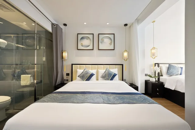 غرفة رباعية بسريرين مزدوجين وسرير كينج وسرير كوين بشرفة، Beijing Aaliyah Wang Fu Jing Forbodden City Boutique Hotel 2/10