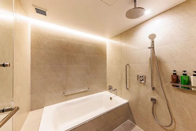 Metropolitan, Suite, Single, King Bed, Airport View، Hotel Metropolitan Tokyo Haneda 2/2