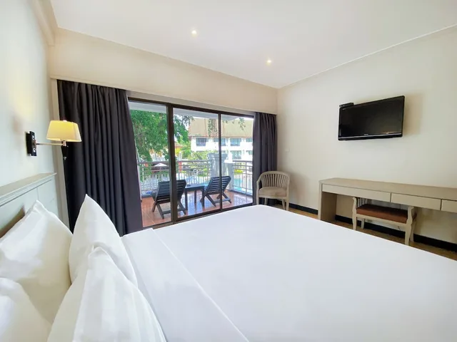 غرفة قياسية بسريرين منفصلين، Pinnacle Grand Jomtien Resort 1/10