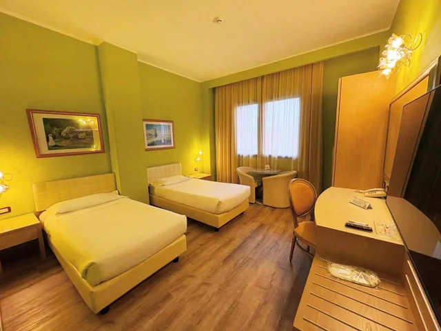 غرفة بسريرين منفصلين لذوي الإعاقة، AS Hotel Sempione Fiera 2/5