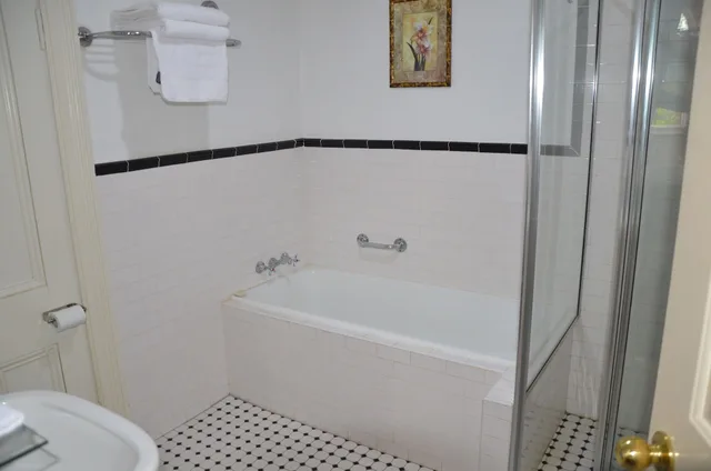 غرفة ديلوكس بسرير كوين، LEURA HOUSE 9/10