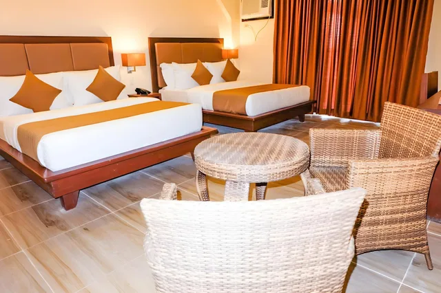 Premier, Deluxe, The Piccolo Hotel Of Boracay 2/2