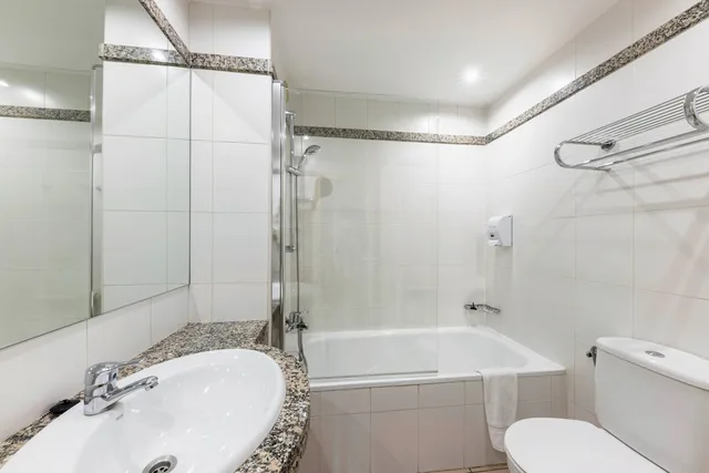 شقة بسرير كوين بغرفة نوم واحدة مع أريكة، Giberga Apartments 3/5