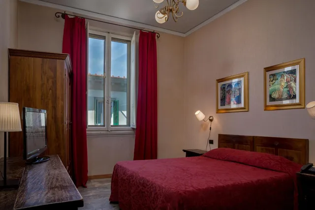 غرفة بسرير مزدوج أو سريرين منفصلين، Kursaal And Ausonia Hotel 6/10