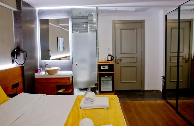 غرفة جونيور عائلية، Aleksandr Pera Hotel 3/4