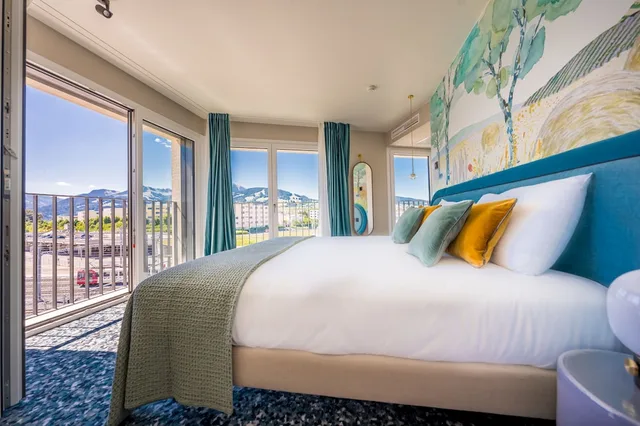 جناح جونيور بسرير كينج مع أريكة، Hotel D Bulle 1/10