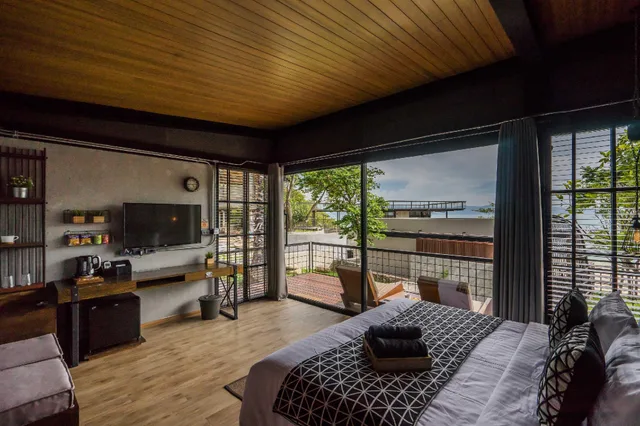 Deluxe, Sea Side، The Cabin Beach Resort 1/1