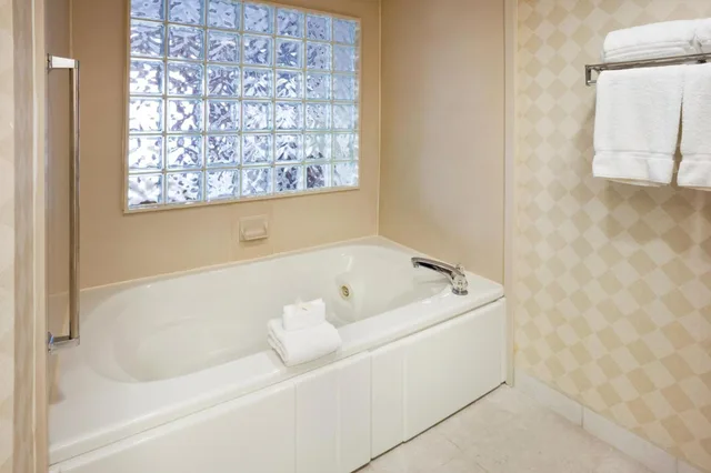 غرفة قياسية بسرير كينج، Holiday Inn Express Boone 7/8