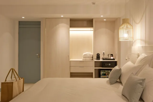 غرفة ديلوكس بسرير كينج، Malibu Foz Hotel 2/3
