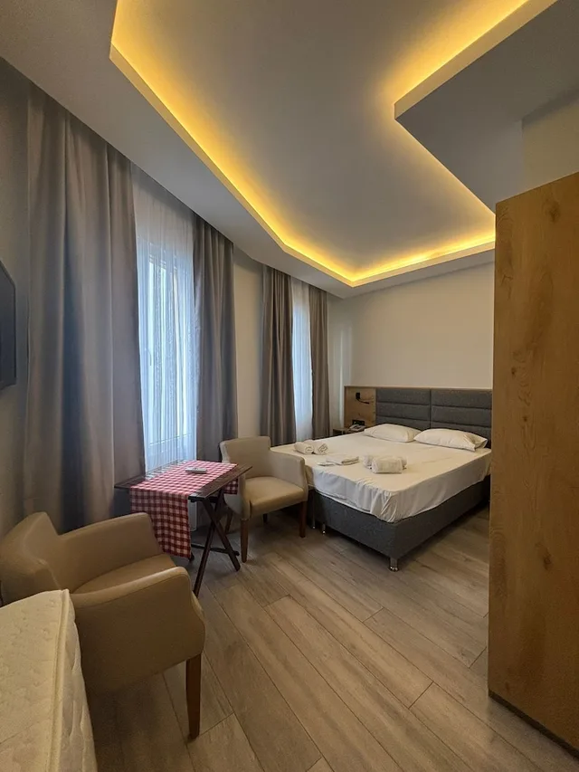 غرفة ديلوكس بسرير مزدوج بإطلالة على المدينة بشرفة، Marine House Boutique Hotel 3/7
