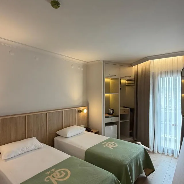 غرفة ديلوكس بسرير مزدوج بإطلالة على البحر، Ridvan Hotel 1/6