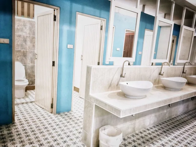 سكن مشترك مختلط، Glur Hostel 5/10