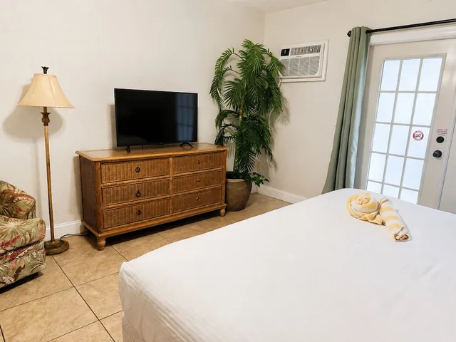 غرفة أساسية بسرير كوين، Beso Del Sol Resort 10/10