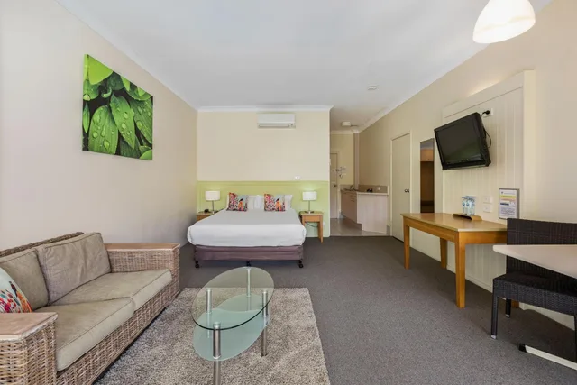 Deluxe, Queen Bed, Ballina Beach Resort 2/3