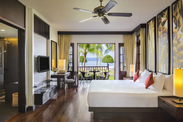Room, Single, Beach Front, Pelangi Beach Resort and Spa 1/1