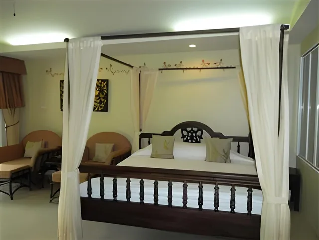 استوديو بجاكوزي، Villa Thongbura 1/1
