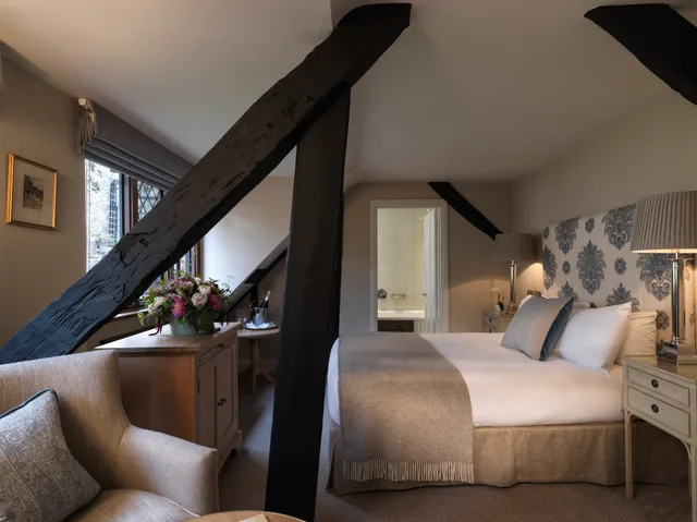 غرفة كلاسيكية بسرير مزدوج، Amberley Castle 2/3
