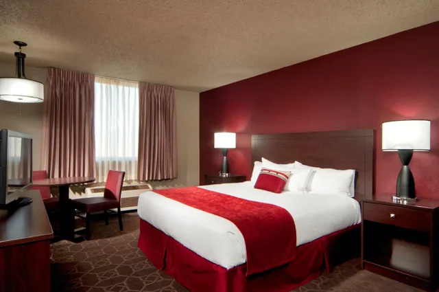 Sedona, King Bed, Smoking، Edgewater Hotel Casino 1/5
